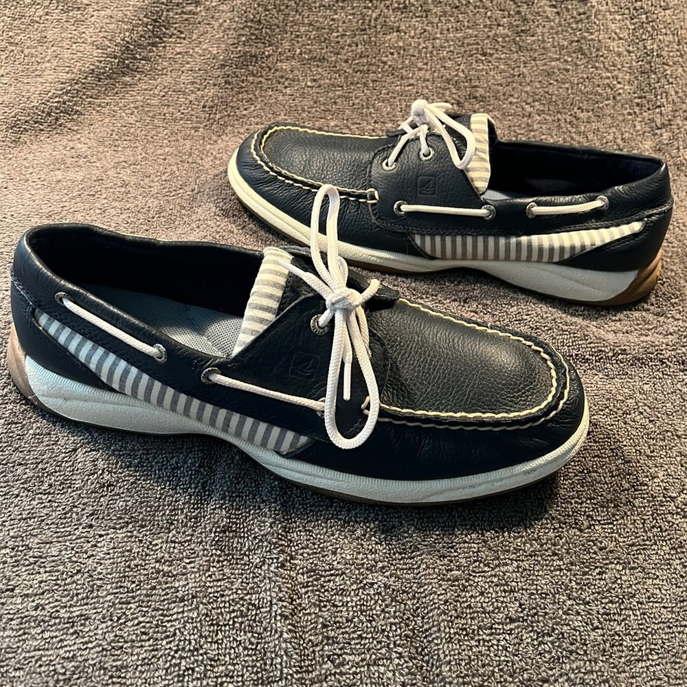 Navy Leather Sperry Top Siders